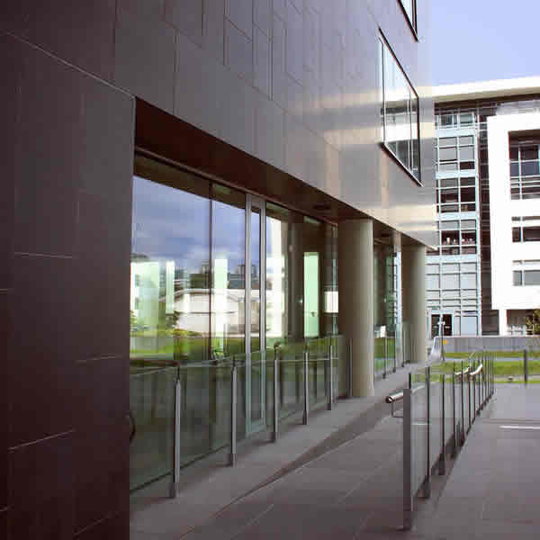 爱尔兰大通商业大厦工程