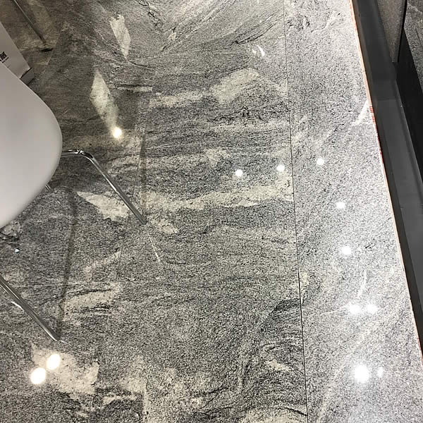 White Juparana