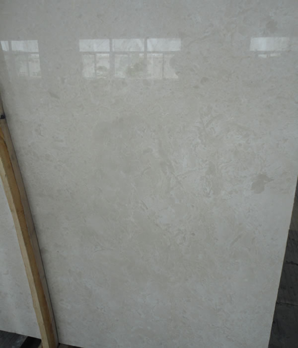 Ultraman Beige
