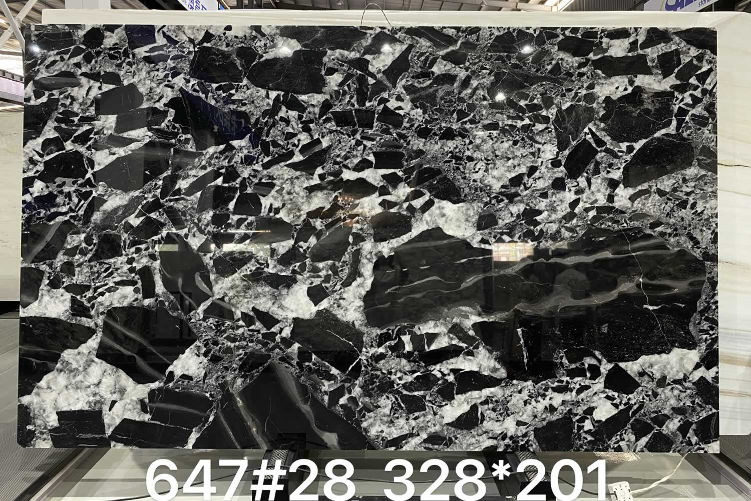 宝格丽黑水晶