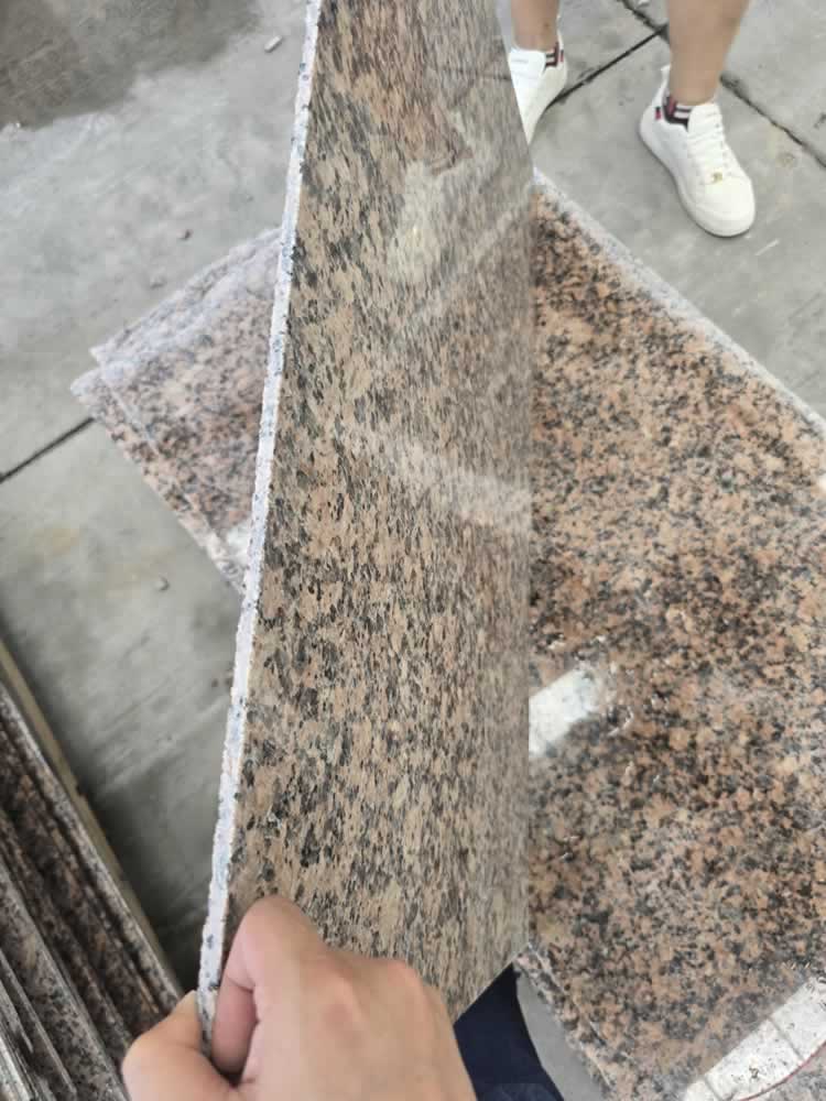 红棕
