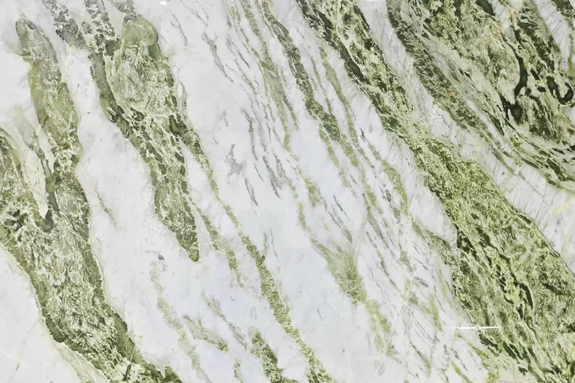 雪山翡翠