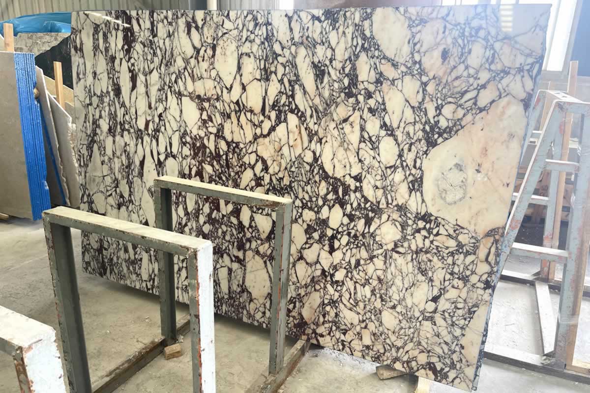 宝格丽紫